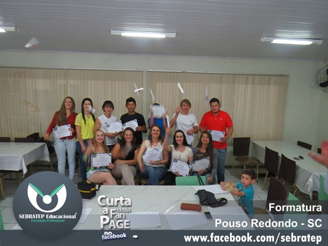 Entrega de Certificados Curso Assistente Administrativo e Contábil em Pouso Redondo - SC